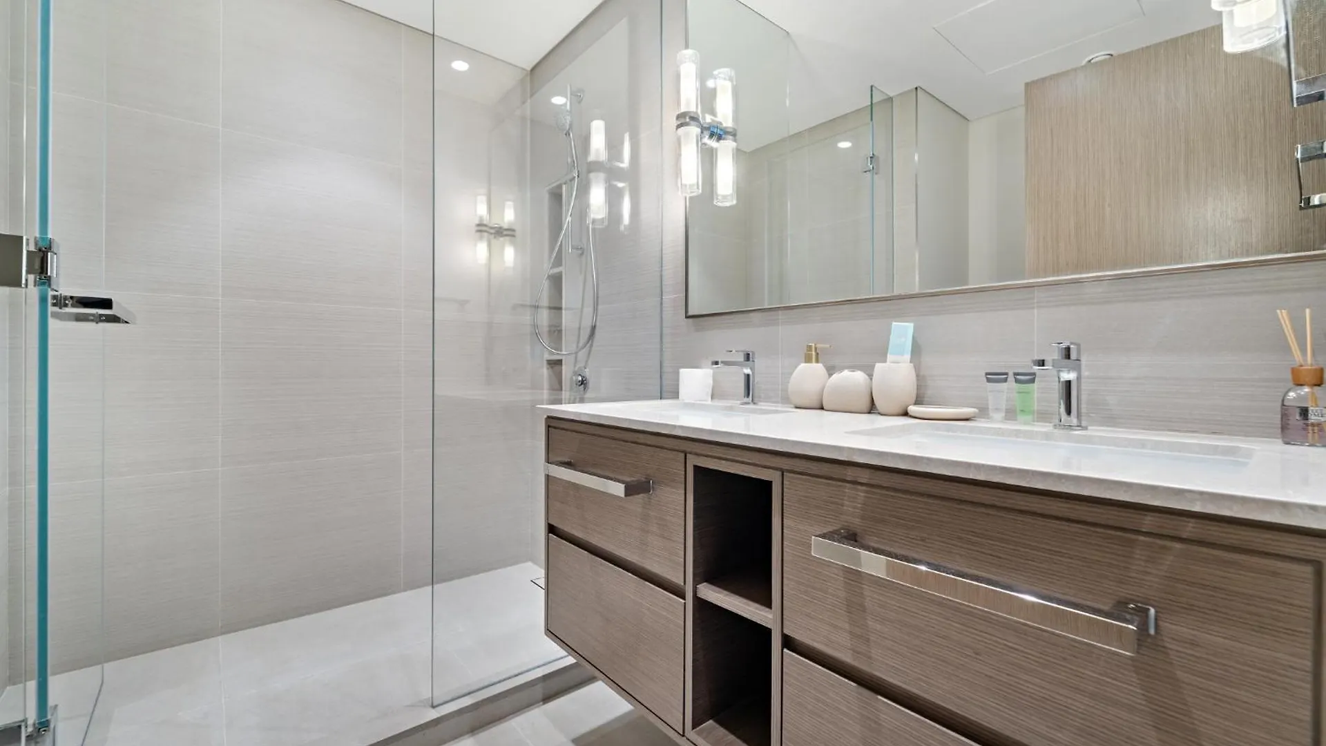 Luxurious 2Br With Full Burj Khalifa And Fountain View Apartman Dubaj